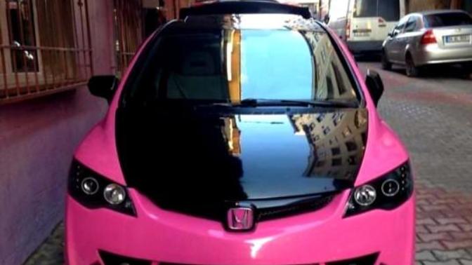 Pink Honda Civic sizce nasıl olmuş?