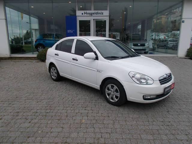 2011 model hyundai accent era hakkında lütfen yardım?