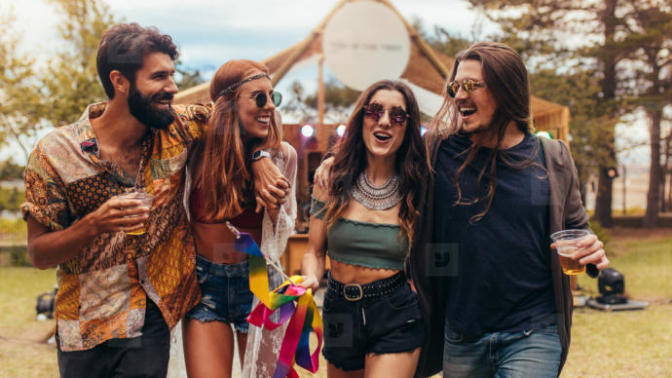 Dünya Emoji Günü'nde festival şarkını emojiyle anlat!💃 Senin festival şarkın hangisi?