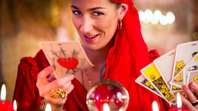 İnstagram Falcıları? İnstagram Tarot Falı?