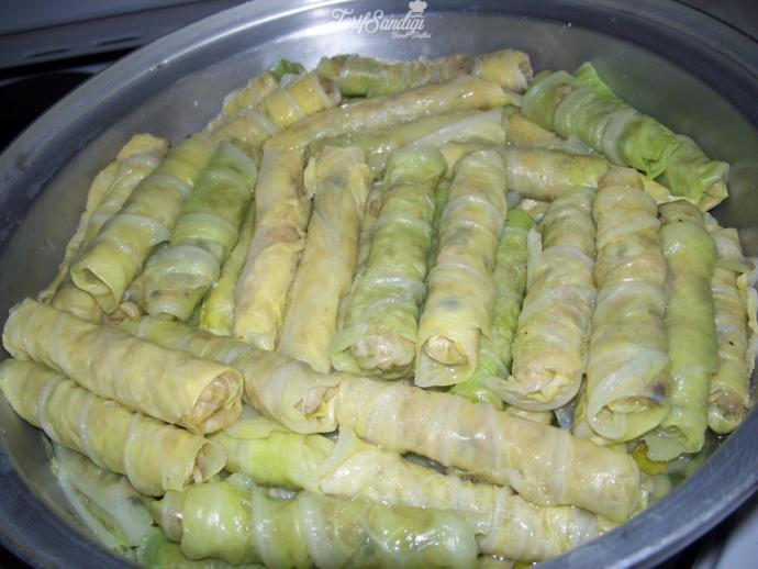 Lahana sarması yapan erkek mi makbuldür normal yaprak sarma yapan erkek mi?