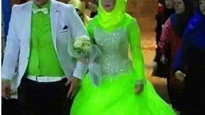Böyle damatlik ve gelinlik nasıl?