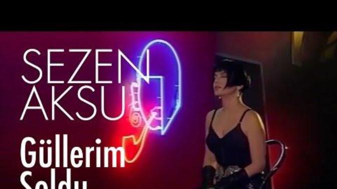 Hani herşeyindim ben senin, hani kor dudaklındım, hani karlarda açan çiçektim vazgeçilmezdim 😏😏?