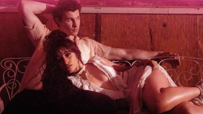 Bu yazın en iyi çifti Camila Cabello ve Shawn Mendes seçildi. Size göre yılın en iyi çifti kim?