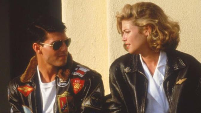 Brad Pitt mi Tom Cruise mu? Sizce Hangisi Daha Yakışıklı Gençliği?
