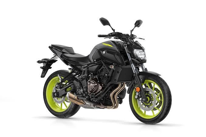 Mt07 ile motorsiklete başlamak tehlikeli mi sizce?