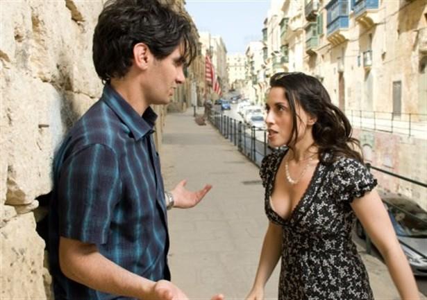 Tartışıp kavga ettiğiniz karşı cinse aşık oldunuz mu hiç?