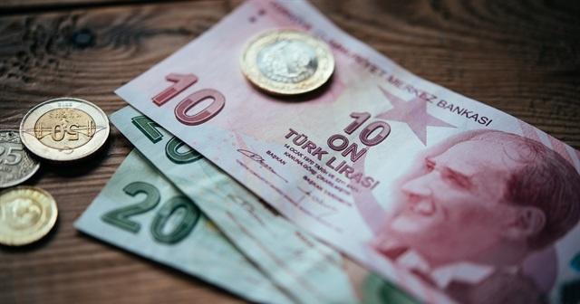 Asgari ücret alanlar, bu enflasyon rakamları ve zam yağmuru altında nasıl geçiniyorsunuz?