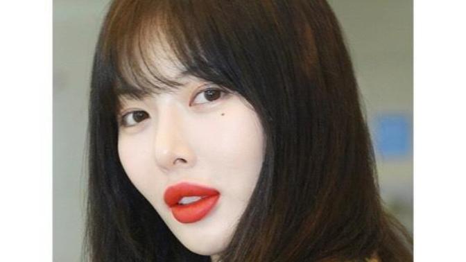 Koreli Hyuna sizce güzel mi?