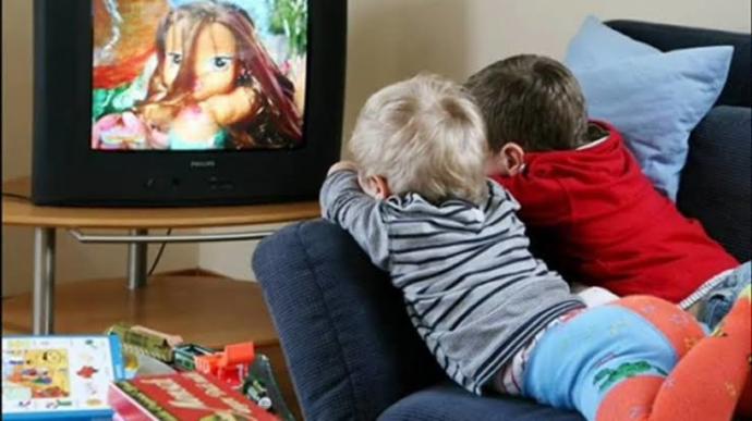 Çocukların tv izlemelerinin avantaj/dezavantajları nelerdir?