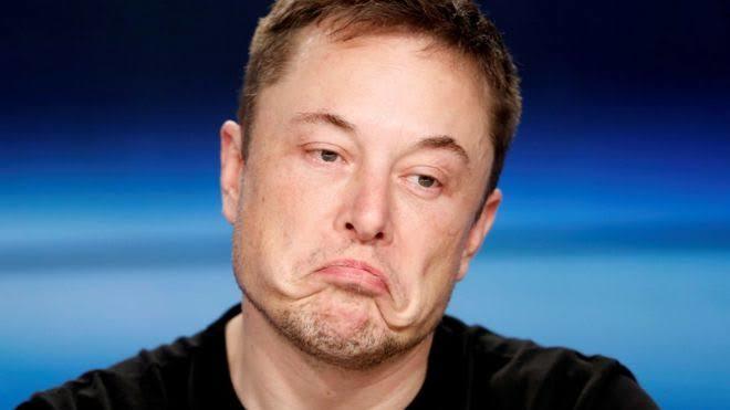 Öpüyorum gözlerinden Elon😘