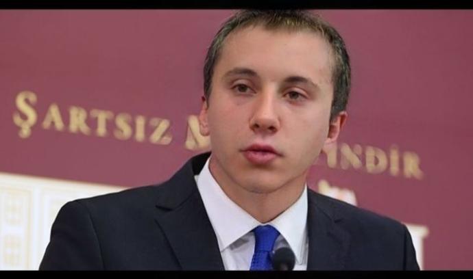Faceapp ile liderleri gençleştirdim nasıl olmuş ??