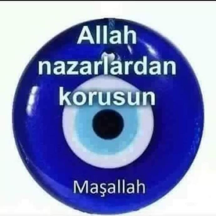 Bir insana giydiğinin yakışması için yaş mı önemli, fizik mi?
