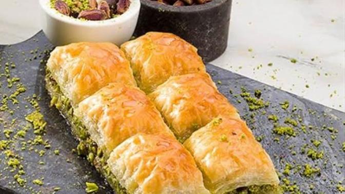 Bayram yaklaşıyor, baklavanın yanına ne ikram edersiniz 😊?