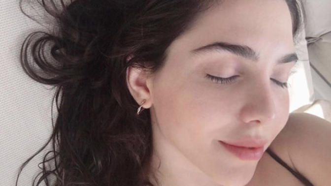 Pelin Uluksar güzel mi sizce?