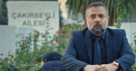 En güzel yaş alan ünlüler Nebahat Çehre ve Mehmet Aslantuğ seçildi! Sizce en güzel yaş alan kadın ve erkek ünlü kim?