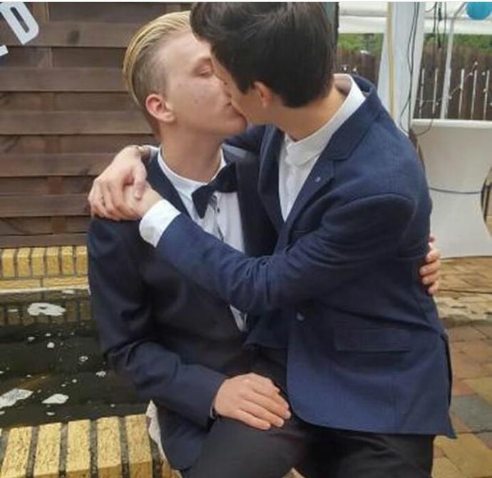 Tek gerçek aşk😍 GAY😍 aşkı mıdır?