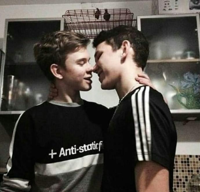 Tek gerçek aşk😍 GAY😍 aşkı mıdır?