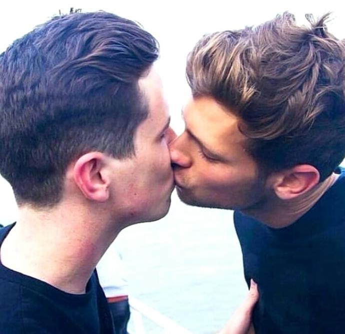 Tek gerçek aşk😍 GAY😍 aşkı mıdır?