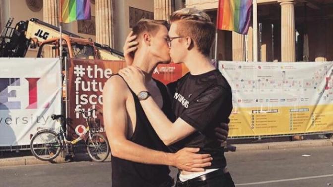 Tek gerçek aşk😍 GAY😍 aşkı mıdır?