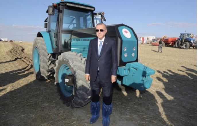 Galoş evde mi, tarlada mı giyilir?