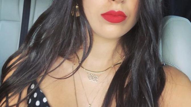 Özlem ada Şahin güzel mi sizce?
