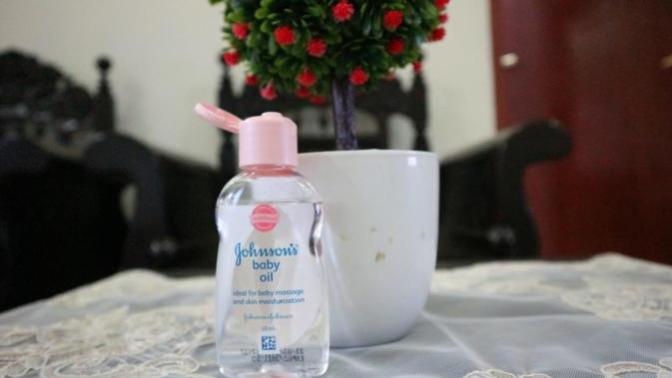 Diz ve dirseklerdeki kuruluğa bebek yağı iyi gelir mi?