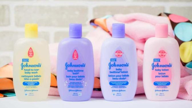Çocukluğumuzun kolonyası olan Johnson's Baby kokularından hangisi sizi mest ediyor?
