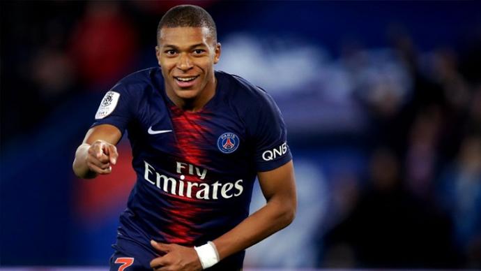 Kylian Mbappe mi Cengiz Ünder mi?
