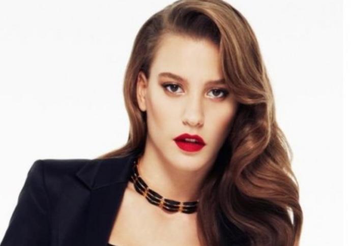 Serenay Sarıkaya güzel mi sizce?