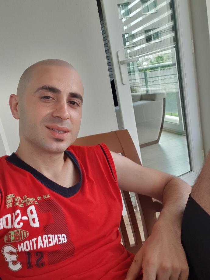 Saçı olmayan erkeklerin kadınlar karşısında şansı var mıdır?