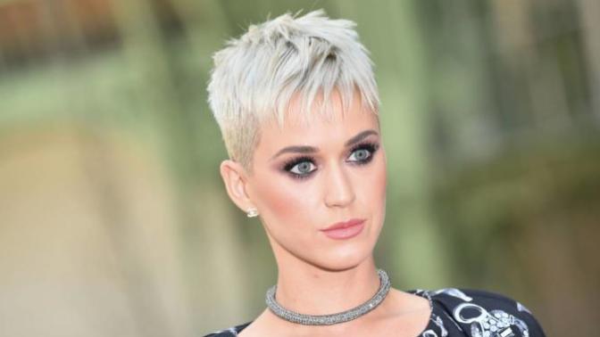 Pixie saç kesimi yapmayı düşünürmüydünüz?
