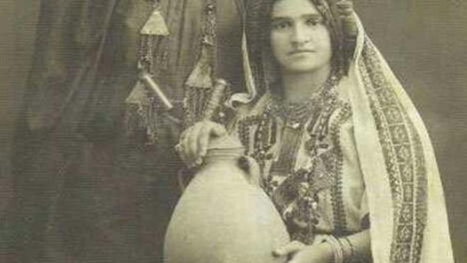 Doğu Anadolu Ve Güneydoğu Anadolu Kızları Şimdi Olduğu Gibi Eskiden de Çok Güzelmiş Öyle Değil mi KS Canlar?