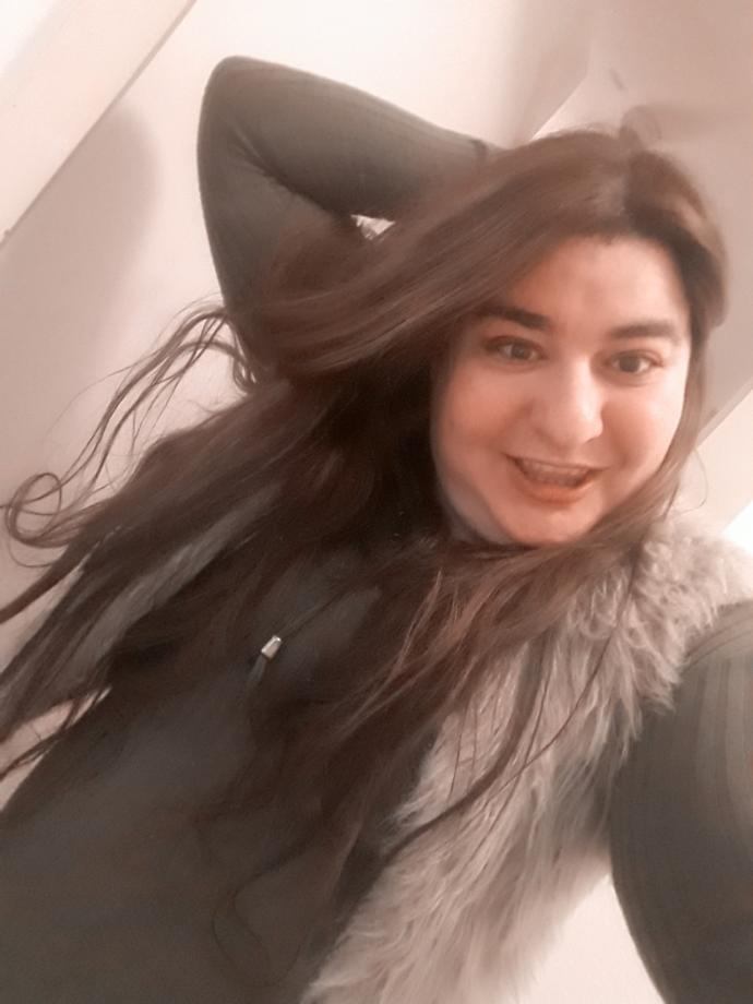 Demin bir kiz yazmista kilo at bu kiloyla hic bir erkek bakmaz sana siz niye böyle cin carpmissiniz ve psikolojinizi ne bozdu?