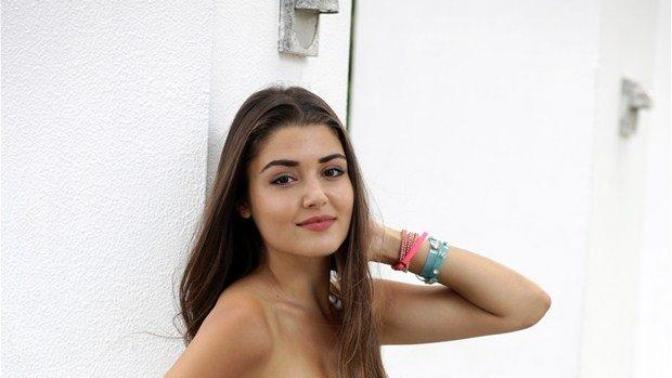 Fahriye Evcen mi, Hande Erçel mi?