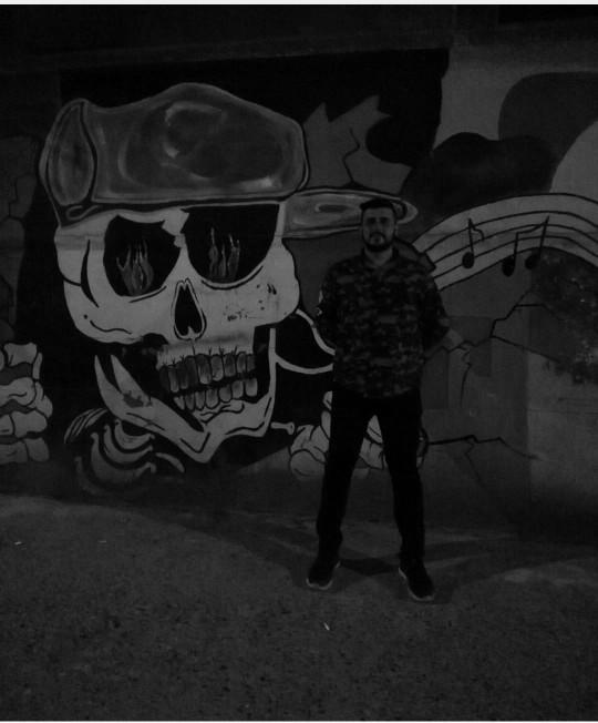 Dayanamayıp önünde fotoğraf çektirdiğiniz bir graffiti duvarı var mı?