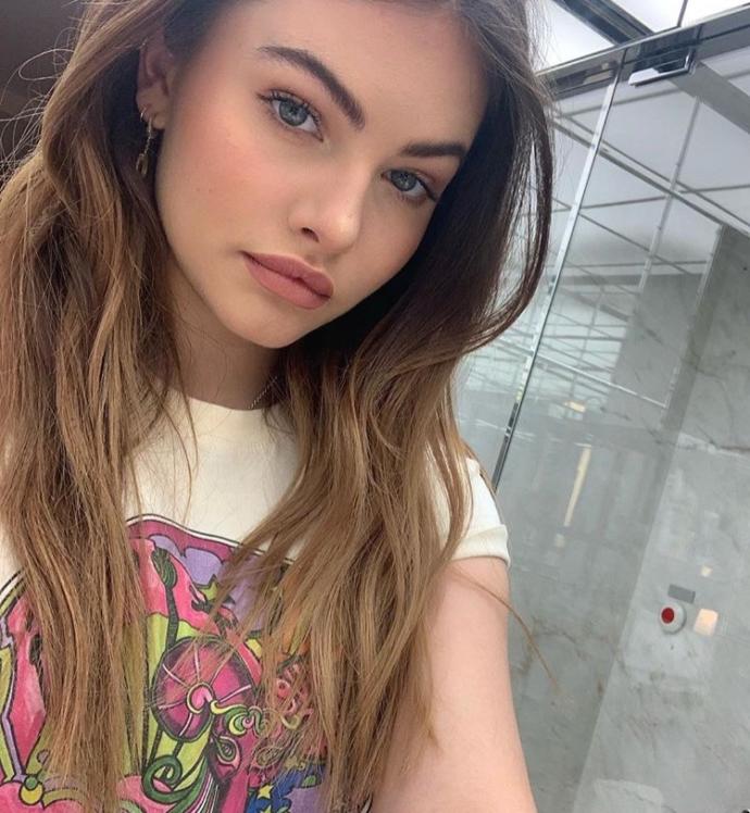 Doutzen Kroes, Barbara Palvin veya Thylane Blondeau?