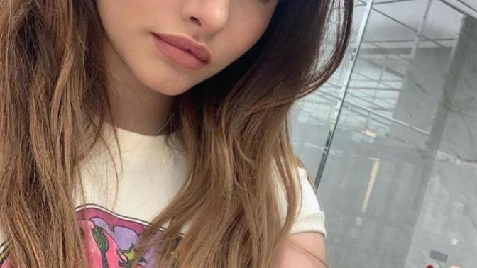 Doutzen Kroes, Barbara Palvin veya Thylane Blondeau?