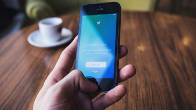 Telefonum Twitter'a girmiyor. Mobil twittercılar bakabilir mi?