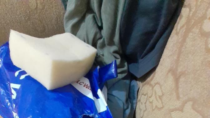 Bir erkeğin odasında neden sünger olur?