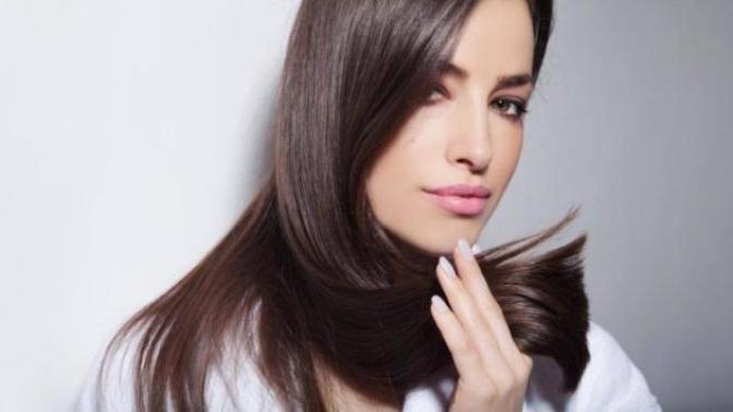 Saç uçları bir türlü düzleşmeyen birine ne önerirsiniz?