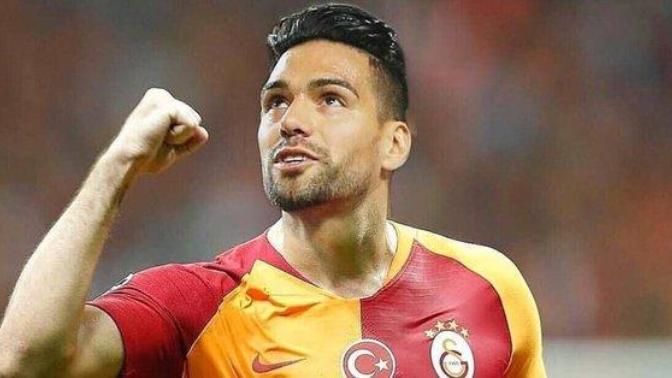 Galatasaray ve Fenerbahçe bu sezon iyi transferler yaptı mı?
