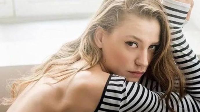 Serenay Sarıkaya’nın burnu güzel mi? Kimisi çok beğeniyor kimisi kötü diyor. Sizce?