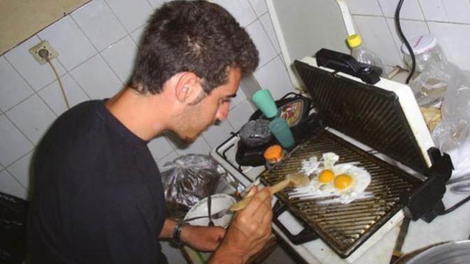 Öğrenci evinde yapılabilecek pratik ve lezzetli yemekler nelerdir?