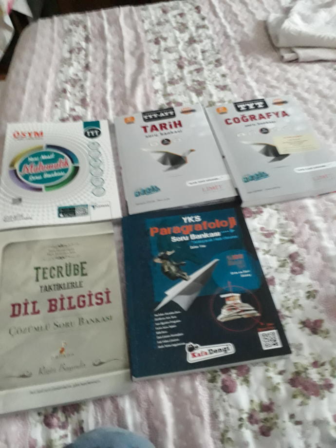 Bu kitaplar sizce nasıl?