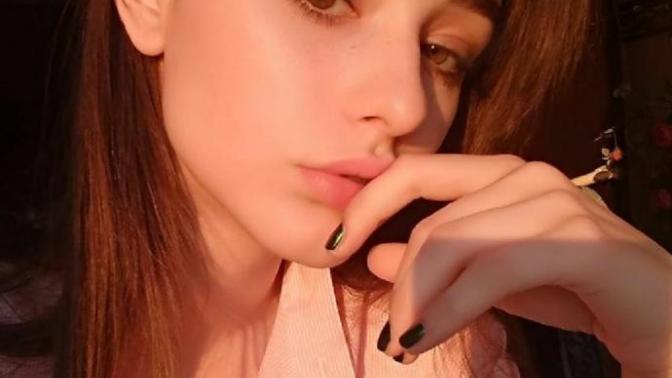 Bu kız niye bu kadar tatlı ve güzel 😍😍?