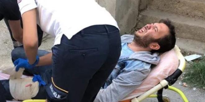 Karısından korkup kendini pıçaklayan adam