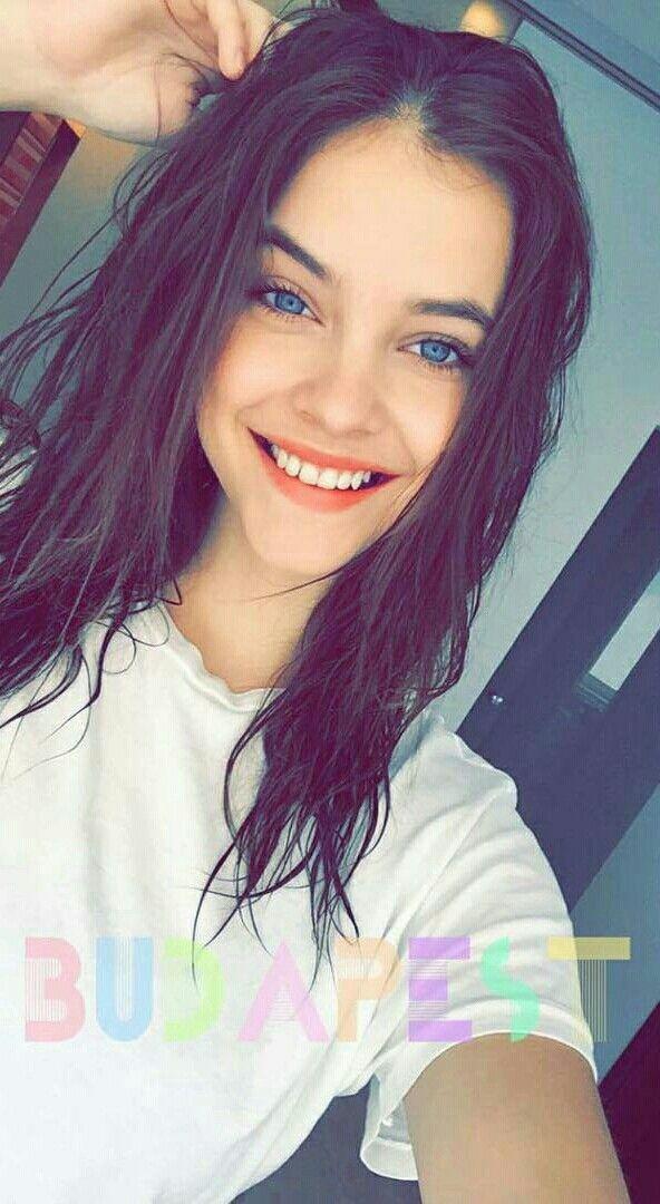 Sacim mi daha guzel yoksa barbara palvin mi??