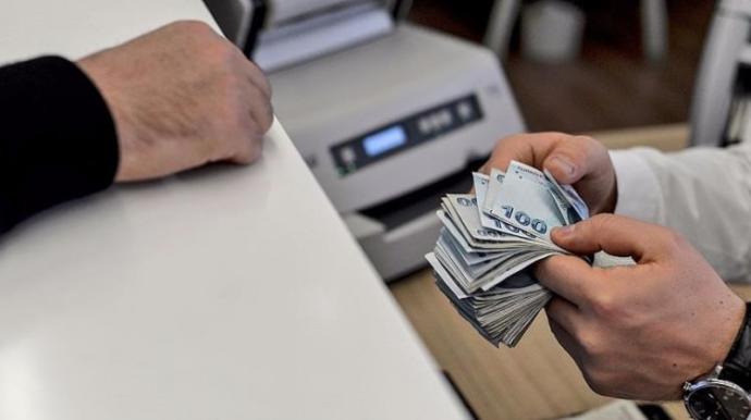Size 100 bin lira verecek olsam ne yapardınız?