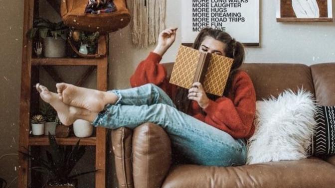 Bana en acilinden çok güzel kitap önerir misiniz?